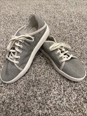 OluKai Women's Knit Low-Top Sneakers - Gray and Cream